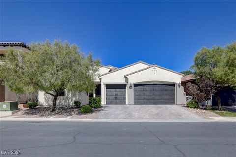 Discover modern luxury in this meticulously renovated gated single-story home which boasts 2,973 sq ft of luxury, with 3 bedrooms, 2.5 baths, plus a den/office. The highlight of the home is its custom kitchen, designed to impress. Featuring exquisite...