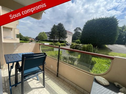 XXXX SOUS COMPROMIS XXXX **** EXCLUSIVITÉ NORMANDY IMMOBILIER VILLERS-SUR-MER **** Résidence LES MARINES, à 600 mètres de l'église et du centre de Villers-sur-Mer, dans un parc arboré, découvrez ce beau 2 pièces de 31 m2 en très bon état. Situé au 1e...