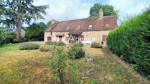 Située à Gandelain (61420), Sandrine MURATI vous propose cette charmante maison dans un environnement calme et paisible, typique de la campagne normande, tout en étant à proximité du centre du village avec ses animations et commerces. Parfait pour ce...