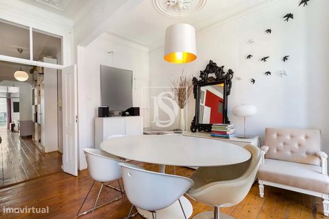 Descubra a combinação perfeita entre charme histórico e vistas deslumbrantes neste apartamento T2+1 situado na prestigiada Rua Presidente Arriaga, em Lisboa. Idealmente localizado, este imóvel oferece uma oportunidade única de viver em uma das áreas ...