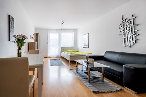 OLocation This apartment is ideal for young professionals seeking creative living in the heart of the city. Conveniently located near Erlangen Arcaden, the town hall, Siemens, and a variety of leisure and cultural facilities, everything you need is w...