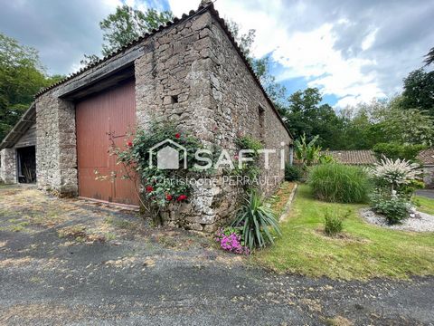 Ancienne ferme à rénover et ses belles dépendances