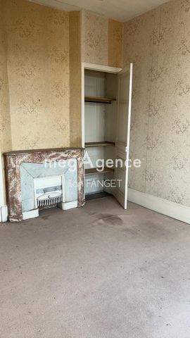 APPARTEMENT - 55m2 - FIRMINY - A 2min de la Place du Breuil - A RENOVE