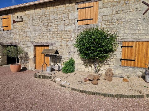 ANCIEN CORPS DE FERME RÉNOVÉ