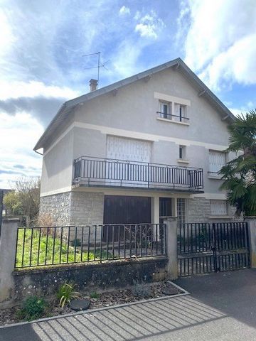 Maison de Ville de 132m2 sur un Terrain Piscinable à Malemort