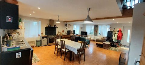 Maison familiale rénovée de 240 m², garage, jardin