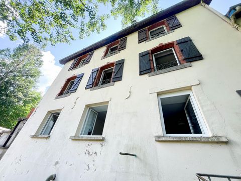 Immeuble de rapport 2 duplex de type T5 et extérieurs