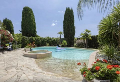 Magnifique villa à distance de marche du village de Biot