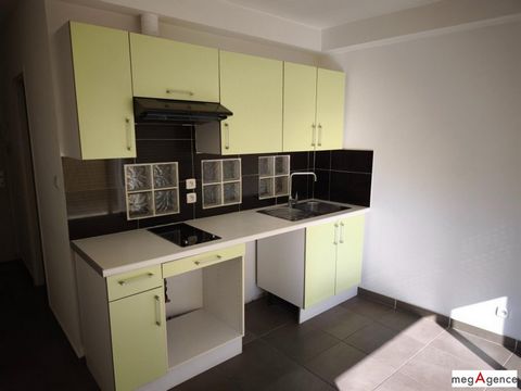 Six Fours Les Plages, Quartier prisé, vend appartement T1 avec terrasse