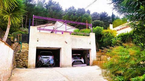 Magnifique ville Provencale 3 chambres sur 1124 m² avec piscine et deux garage