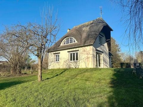 Belle maison avec un atelier de 250m2 idéal investisseur.