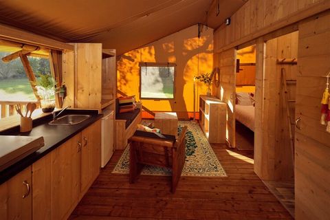Glamping accommodations are a perfect combination of a camping atmosphere with the comfort of a holiday home. This beautiful tent offers even more comfort, but always with the idea of mainly living outside. The accommodation is made up of three parts...