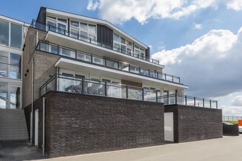 The small Vista Maris apartment complex offers peace, space and nature. The living room boasts a fantastic view across the Oosterschelde—an extraordinary landscape of water alternating with sand banks. Watch the seals resting on the sandbanks or the ...