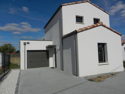 Dpt Vendée (85), à vendre SAINT HILAIRE DE RIEZ maison P5 de 86 m² - Terrain de 210,00 m²