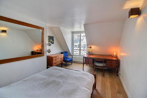 MOBILITY LEASE ONLY: In order to be eligible to rent this apartment you will need to be coming to Paris for work, a work-related mission, or as a student. This lease is not suitable for holidays. Elegance and originality give this flat a bright charm...