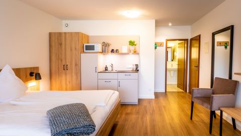 It's nicest at home, but if you're in another place for a longer period of time, you should feel comfortable there too. In our apartment house you live like in your own four walls, but with the amenities of a hotel if you wish. We accommodate guests ...