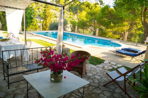 Superb estate on the outskirts of Selva, featuring a private chlorine pool and accommodating up to 2 guests. The serenity of this charming estate is reflected in its exterior, where a generously sized chlorine pool stands out: 9.5 meters long by 5.3 ...