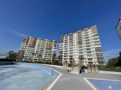 Apartments in Mersin Erdemli in a Project with Rich Social Facilities Mersin is a city in southern Turkey with a high tourist attraction. Its beautiful beaches, resort towns with their deep-rooted cultural heritage, and regions such as Boğsak and Sil...