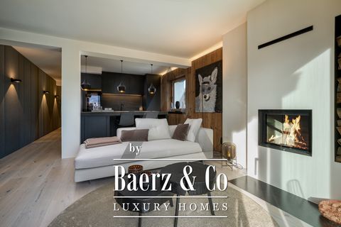 Expertly finished and furnished to the highest standards, this exclusive apartment in the heart of Kitzbühel meets all your lifestyle needs. The unit is on the 2nd floor of a commercial and residential building in the center of Kitzbühel. The apartme...