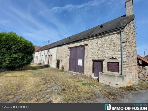 Mandate N°FRP152294 : House approximately 80 m2 including 5 room(s) - 2 bed-rooms - Garden : 648 m2. - Equipement annex : Garden, Cour *, Garage, Fireplace, Cellar - chauffage : aucun - Expect some renovation - More information is avaible upon reques...