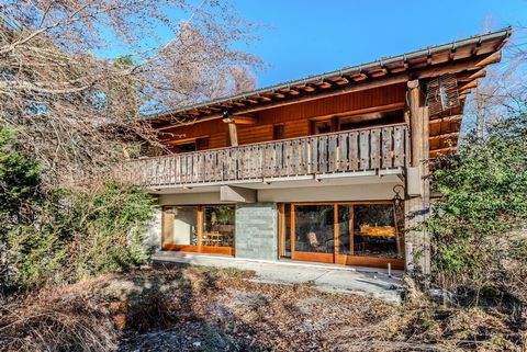 A very large 1960's chalet that is in need of total renovation. Situated in a flat plot with excellent views and all day sunshine the property has potential to create a large home or be divided into several dwellings. Access is via a long private dri...