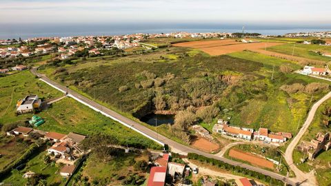 Découvrez votre escapade côtière parfaite à Ribamar ! Cet extraordinaire terrain rustique, d'une superficie généreuse de 26 600 m², offre une vue imprenable tout simplement sans précédent. Il était une fois cet endroit prometteur qui avait reçu l'app...