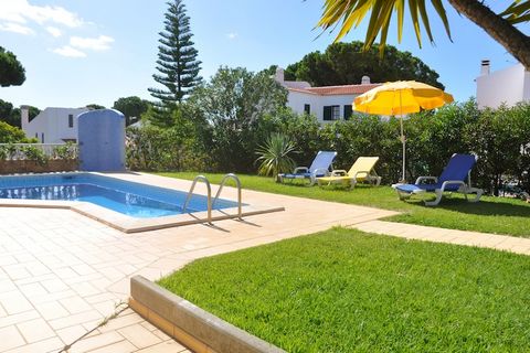 Spacious four bedroom villa located in its own grounds, with private pool and a welcoming BBQ. Located in a fabulous location, near to the Hilton Hotel and the famous ‘The Old Village’ complex, with a great selection of bars, cafes, restaurants and s...