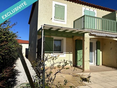 Située à seulement 50 mètres de l’étang, cette charmante villa 3 faces, d’une surface d'environ 70 m² sur un terrain de 206 m², vous offre un cadre de vie exceptionnel au Barcarès. Idéale pour une famille ou en tant que résidence secondaire, elle bén...