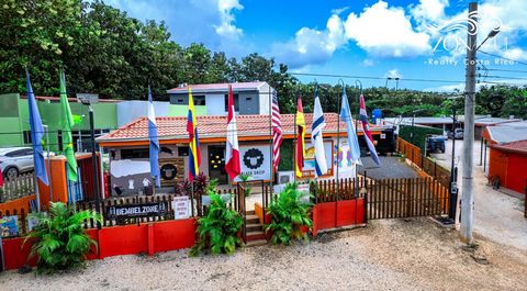 Cette propriété d’exception, située à quelques minutes de plages à couper le souffle et d’un aéroport national, présente une opportunité d’investissement unique au Costa Rica . Doté d’un dépanneur et d’un magasin d’alcool entièrement opérationnel, ce...