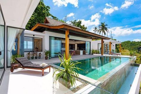 Neue Entwicklung Häuser zu kaufen von 4 Schlafzimmern von 500 m² 1 Etage Fertig Beschreibung Blessed with panoramic ocean views and fronted by exquisite tropical landscapes, Sawadee Pool Villa Koh Samui occupies a spacious lot that is kept private by...