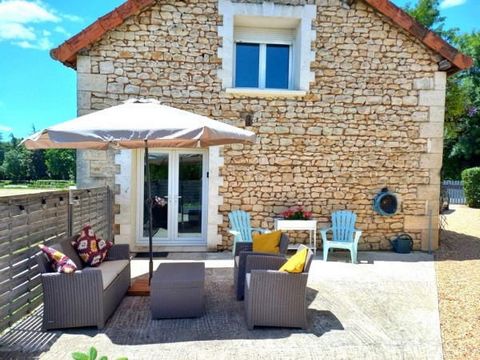 Perfectly placed and well-presented, in a pretty chateaux village of Marthon, walking distance for baker, butcher and restaurant. The elevated cottage is cleverly split into 2 dwellings each with two upstairs bedrooms and individual outside terraces,...