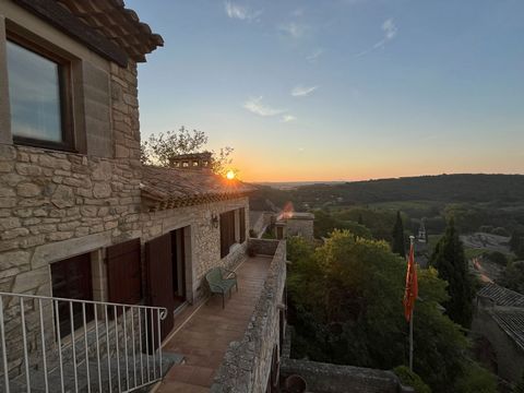 In the heart of the picturesque village of La Roque-sur-Ceze, this 260 m2, three-storey character property offers an exceptional living environment with its stone walls and numerous terraces. The home enjoys a privileged location in the heart of La R...