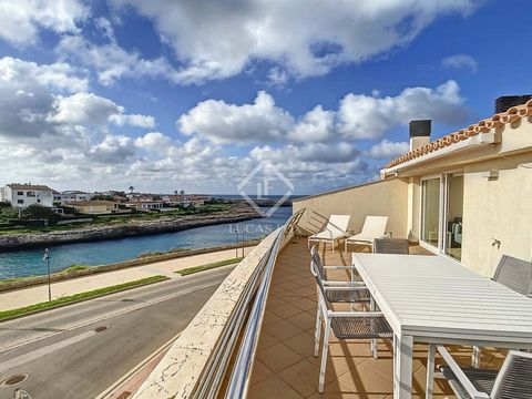 Lucas Fox presents this 130m² penthouse, plus 50m² on two terraces, located on the top floor of a building with sea views for rent just a few meters from the centre of Ciutadella de Menorca. We enter through the lower floor where we have the stairs a...