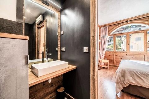 Die Lodge-Residenz liegt ruhig und direkt neben der Haltestelle des kostenlosen Shuttles, der Sie ins Zentrum von Morzine und zu den Skiliften bringt. Geschmackvoll renovierte Zwei-Zimmer-Wohnung im Erdgeschoss einer Residenz in der Nähe des Zentrums...