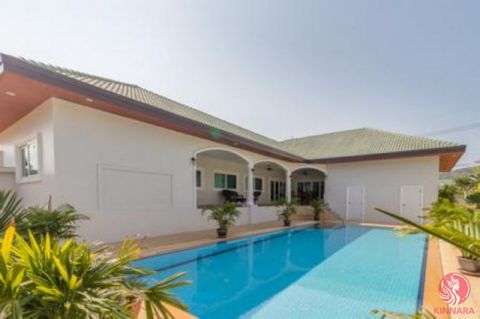 Lovely 3 bed pool villa with spacious living accommodation throughout, featuring 3 good sized bedrooms with en-suite bathrooms, open plan living and dining with separate adjoining fully fitted European kitchen and outside is a large pool and Jacuzzi ...