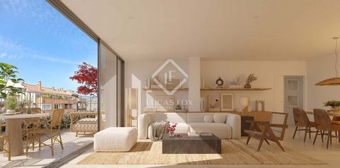 Sardenya 344-348 is a comprehensive refurbishment project for residential use with two and three-bedroom homes and quality finishes. The development offers an optional garage for bicycles, car and motorcycles on the same building. This set of three b...