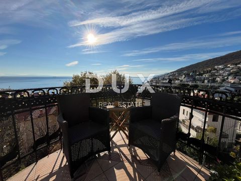 Location: Primorsko-goranska županija, Opatija, Opatija - Centar. OPATIJA, ZENTRUM - Apartment mit herrlichem Blick auf das Meer Aus dem Dux-Angebot heben wir eine Wohnung in einer österreichisch-ungarischen Villa hervor, 125 m², Südostausrichtung. D...