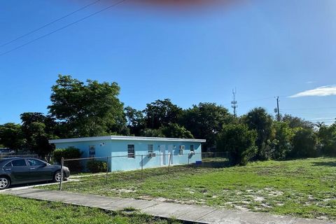 Incredible opportunity to purchase in Opportunity Zone, a fully up and running duplex and a cleared vacant lot in the up and coming Delray Beach only 1 block from Atlantic Avenue. Duplex is receiving 1908 per side. Rent details available