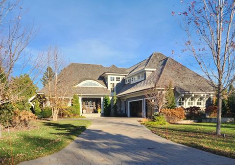 Located in Locust Hills, this custom-built Denali home offers main-level living! Locust Hills is a small community of approximately 45 distinctive luxury homes that has emerged as one of Wayzata's premier and highly desirable neighborhoods. Living in...