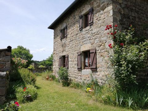ENSEMBLE MAISON + 2 APPARTEMENT. 6 CHAMBRES. 48000M2 TERRAIN