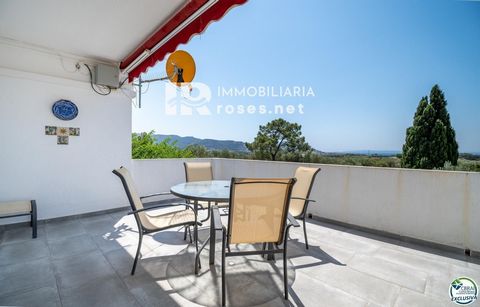 Vous êtes à la recherche d’un investissement rentable et d’une retraite paisible sur la Costa Brava ? C’est votre chance. Découvrez cette finca spectaculaire dans la région d’El Cardo, Roses, un emplacement privilégié avec vue sur la mer et les monta...