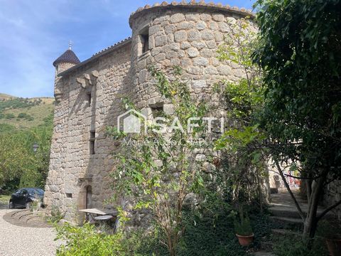 Château du XIIIème siècle, Dépendances30 mm Des Vans