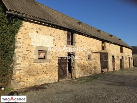 Loge tout à rénover de 200 m² environ viabilisée