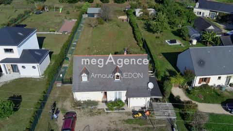 Maison T6 avec Grand Terrain 1500 m² à La Breille-les-Pins.