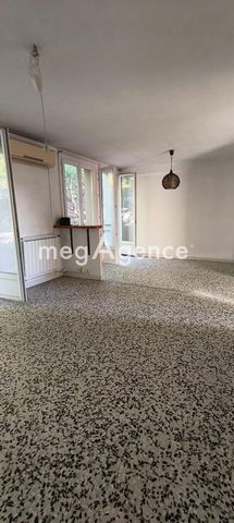 T3 a rénover de 70m2 avec un beau séjour dans une résidence sécurisée
