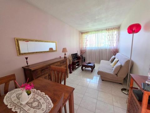 T2 d'environ 40 m² à 600m du RER C au Calme