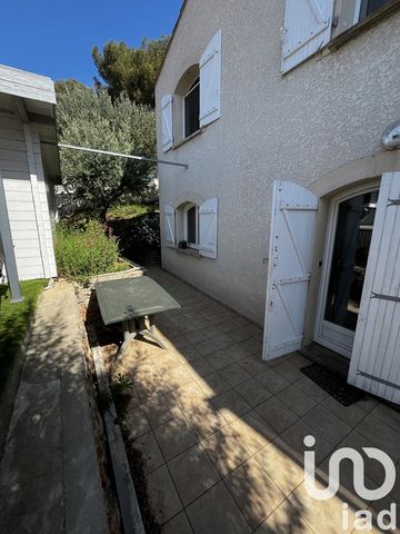 iad France - Nathalie Razafitrimo vous propose: Découvrez cette magnifique maison à Frontignan au pied de la Gardiole , offrant un cadre de vie exceptionnel . Nichée sur un terrain de plus de 1000m² , cette maison de 165m² saura vous séduire par ses ...