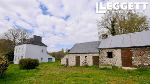 A15654 - A beautifully renovated country house in exceptionally quiet location: On the ground floor: fitted and equipped kitchen (fridge, oven, gas cooker and hood), living room, shower room and W.C. First floor: 3 bedrooms, bright spacious bathroom....