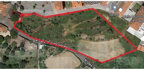 A plot of land in the center of Oliveira do Hospital, of about 10,000 m2. In the relevant PDM it is classified as Solo Urbanizável. Documents for the construction works according to Art. 60/1/a)/b)/c) of the PDM: ---- Number of floors above ground le...