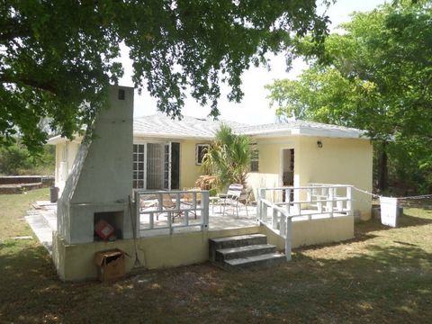 This is a great opportunity to own your piece of paradise! This 3 bedroom 2 bath home offer lots of privacy with big mature trees and a island rock wall. The house is located in Stella Maris close to Stella Maris Airport, Marina and Resort. One can e...